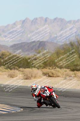 media/Nov-16-2025-Race Pace (Sun) [[8c5fa54630]]/Non Verified Riders (1st 20 Minutes)/2-Turn 10 (1010am)/